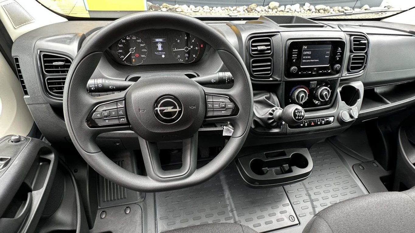 Opel Movano