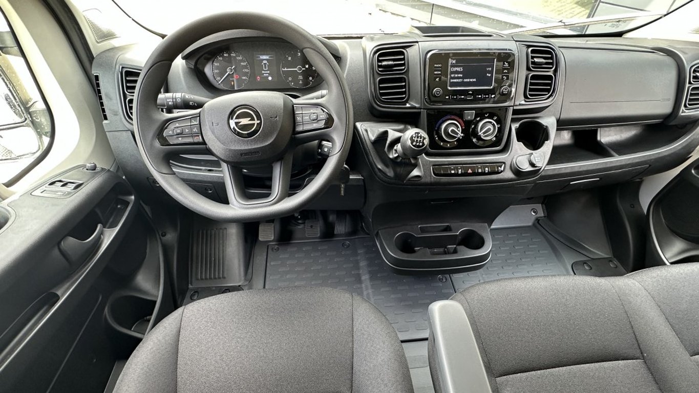 Opel Movano