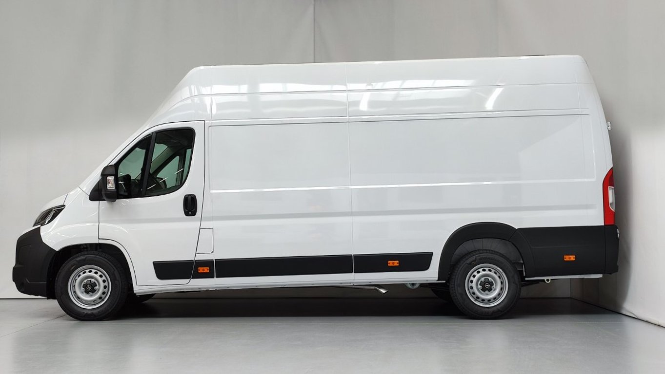 Opel Movano