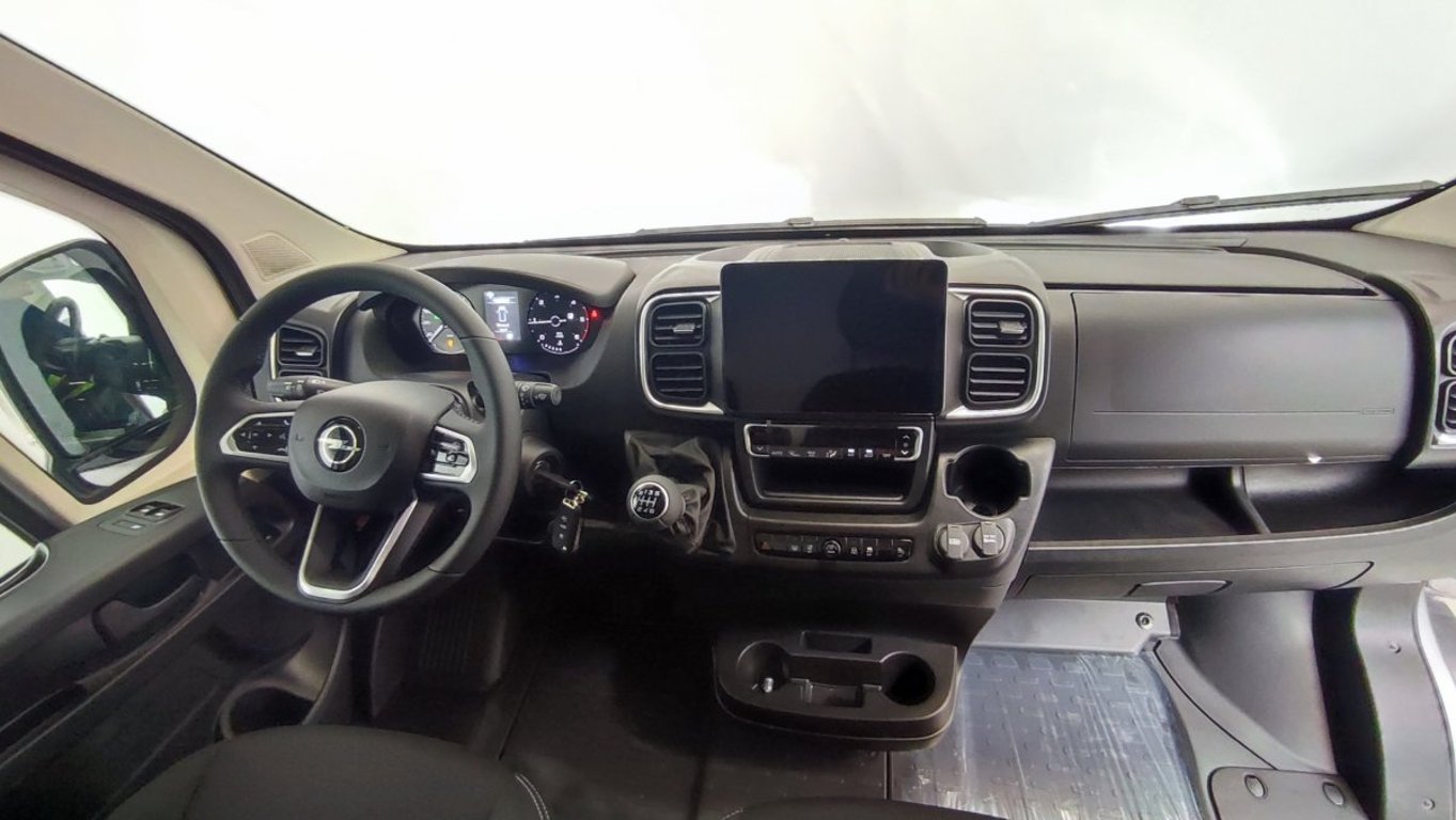 Opel Movano
