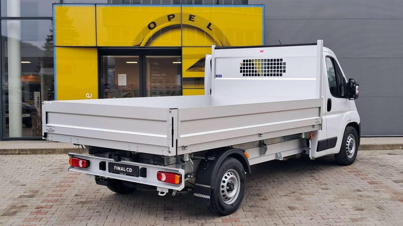 Opel Movano