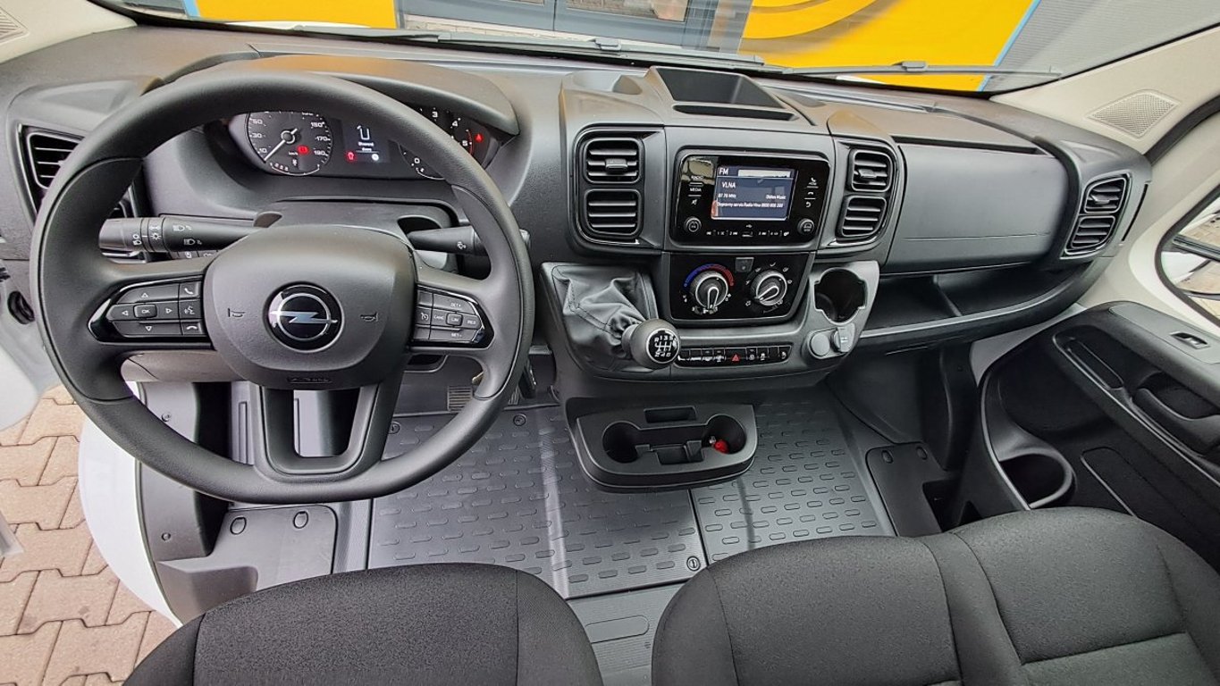 Opel Movano
