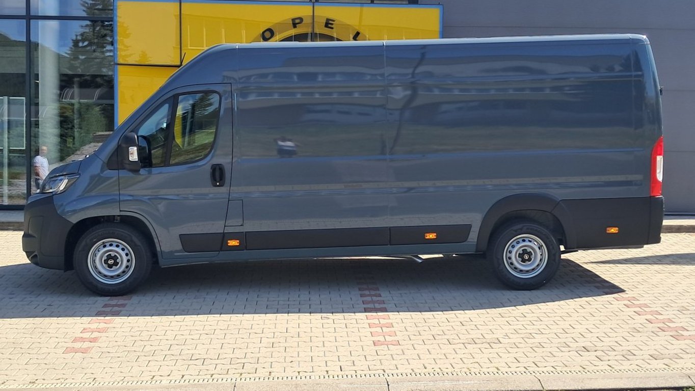 Opel Movano