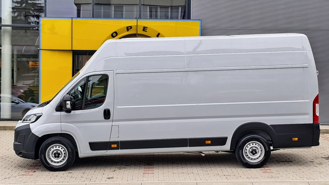 Opel Movano