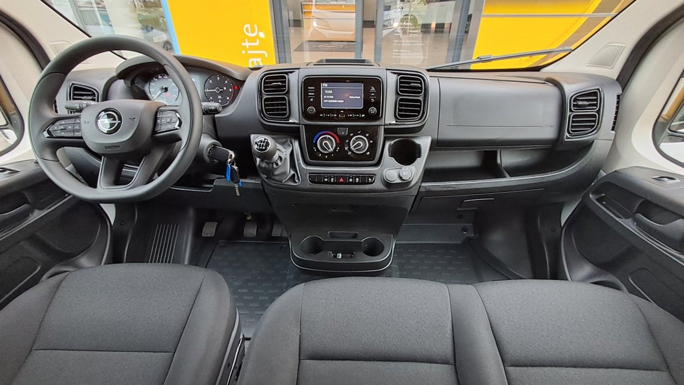Opel Movano